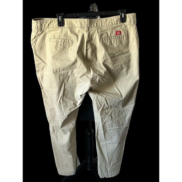 Women's‎ Dickies Tan Work Pants Slacks Size 22R - Picture 3 of 7